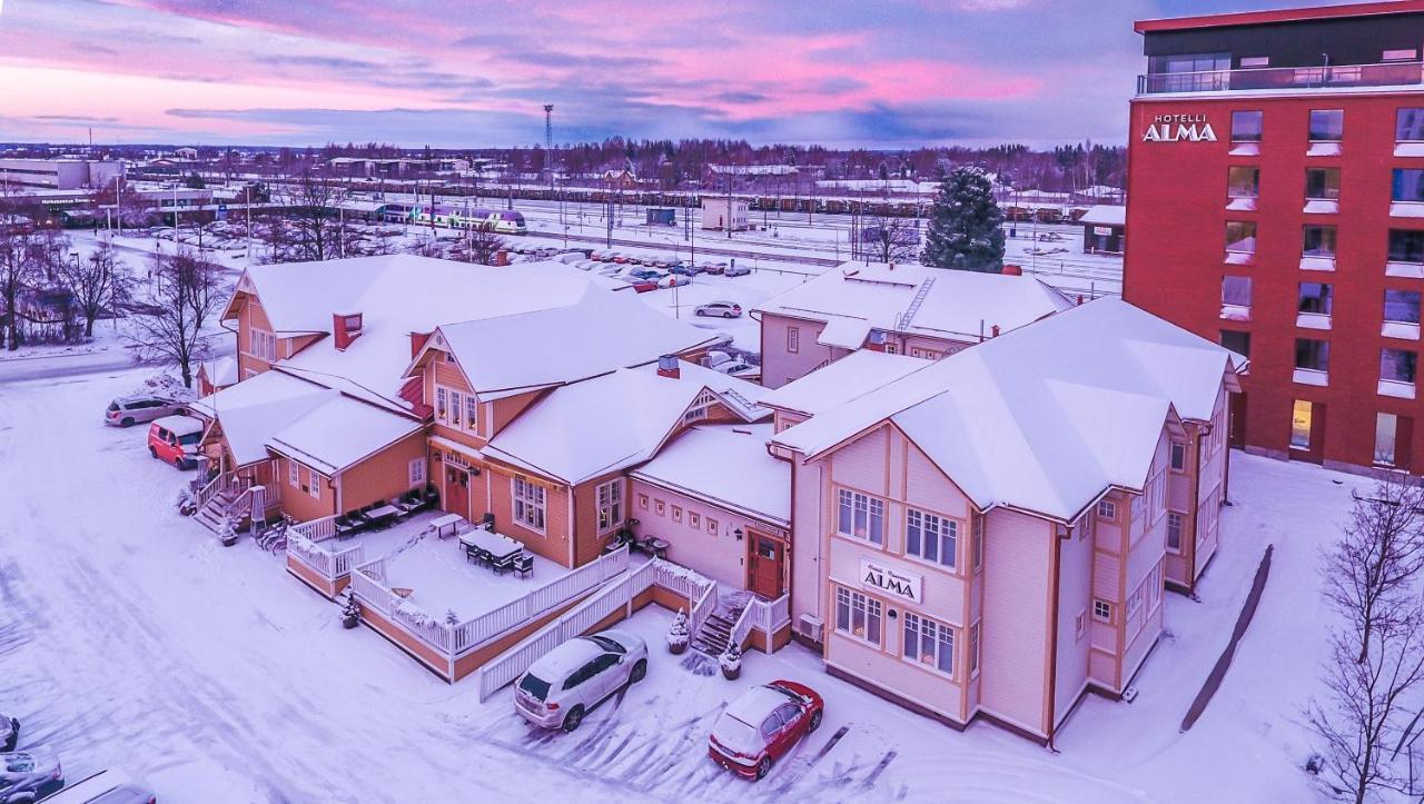 Hotelli-Ravintola Alma Seinäjoki エクステリア 写真